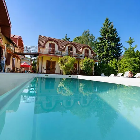 Maison d'hôtes Marina Panzio Siófok