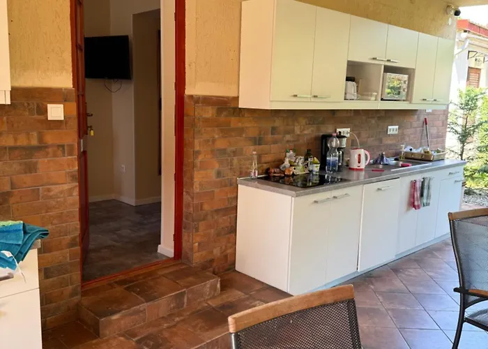 Marina Panzio בית הארחה